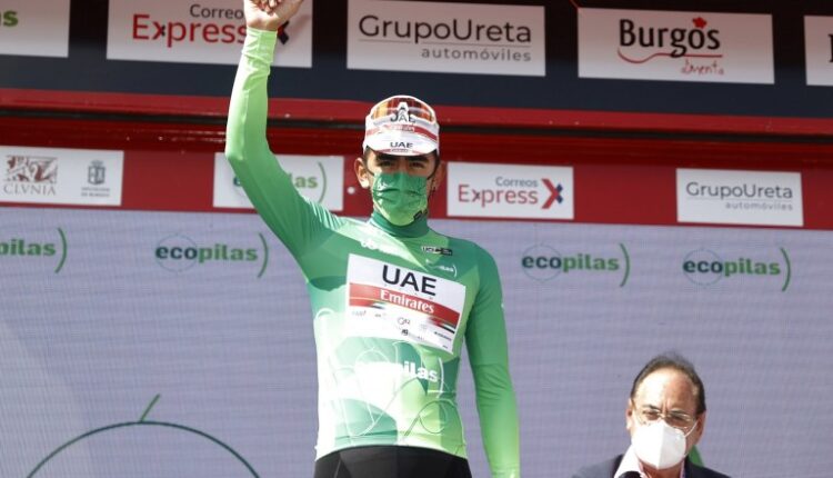 Sebastian-Molano-en-el-podio-final-de-la-Vuelta-a-Burgos-2021
